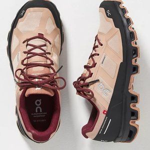 ON CLOUDVENTURE WATERPROOF TRAIL SNEAKERS Size Brand New